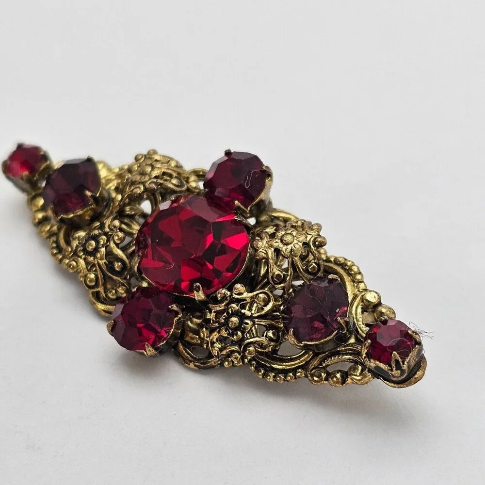 Vtg Red Rhinestone Filigree Brooch Victorian Revival Romance Old‎ Hollywood Glam